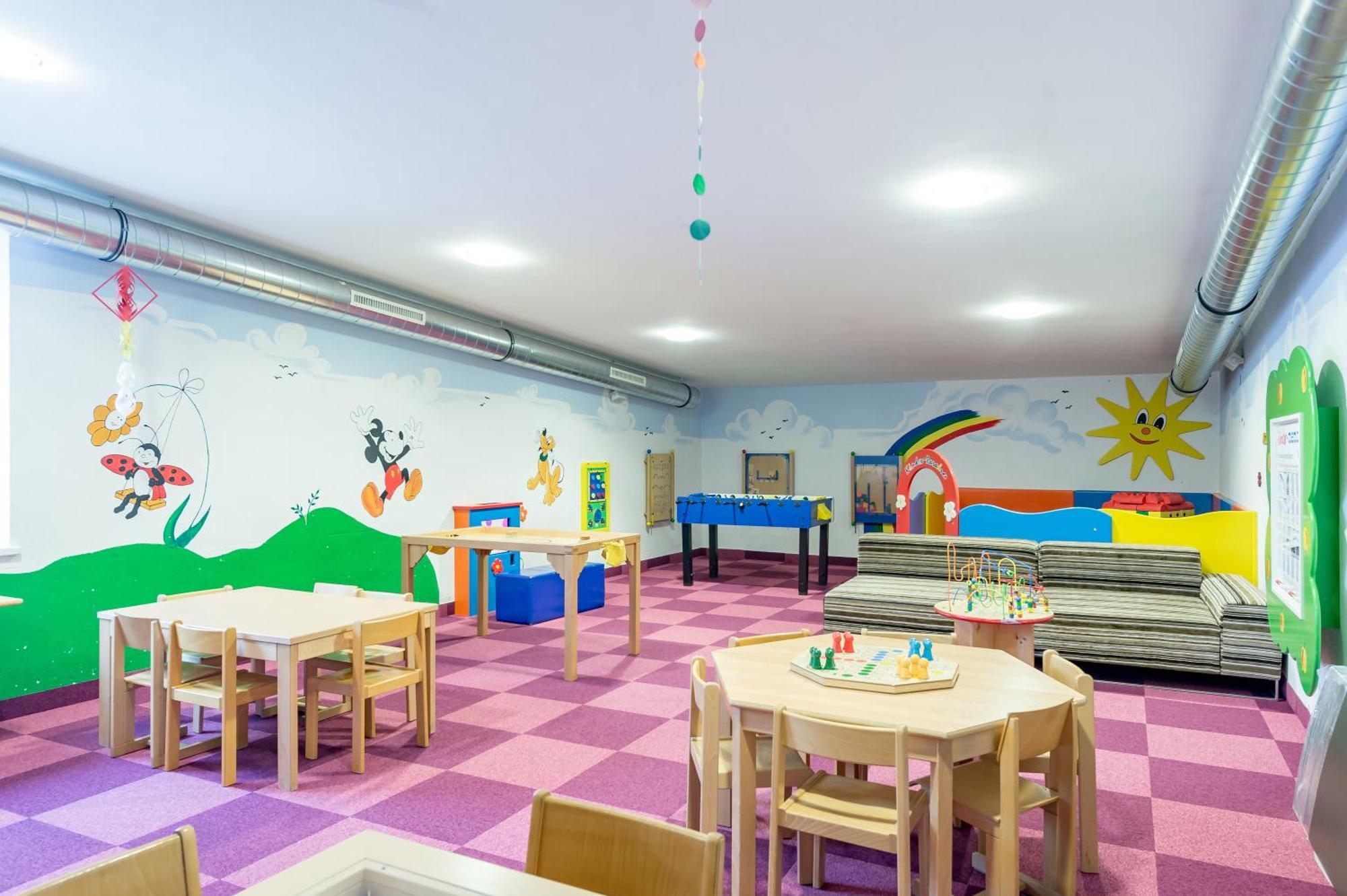 Hotel Andy 4 Sterne Superior 耶岑斯 外观 照片