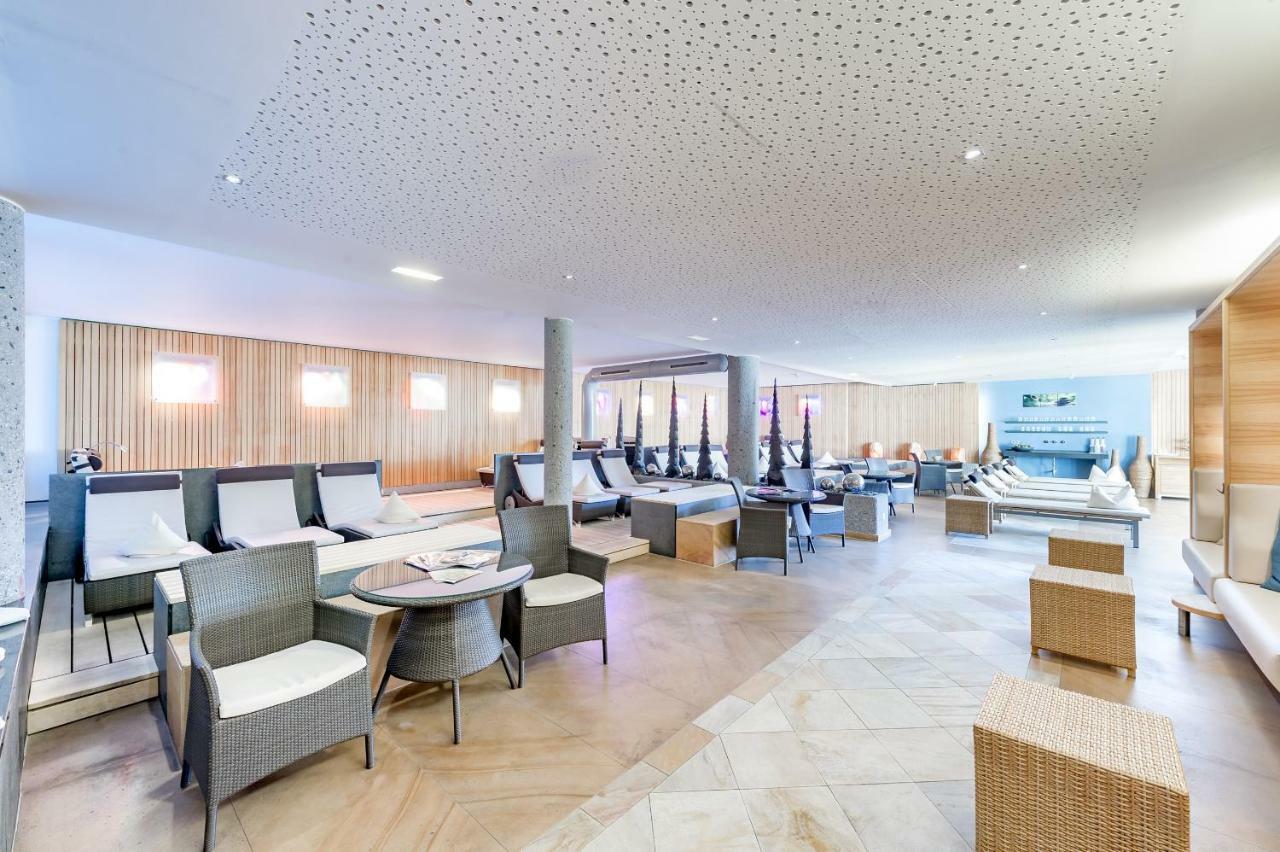 Hotel Andy 4 Sterne Superior 耶岑斯 外观 照片