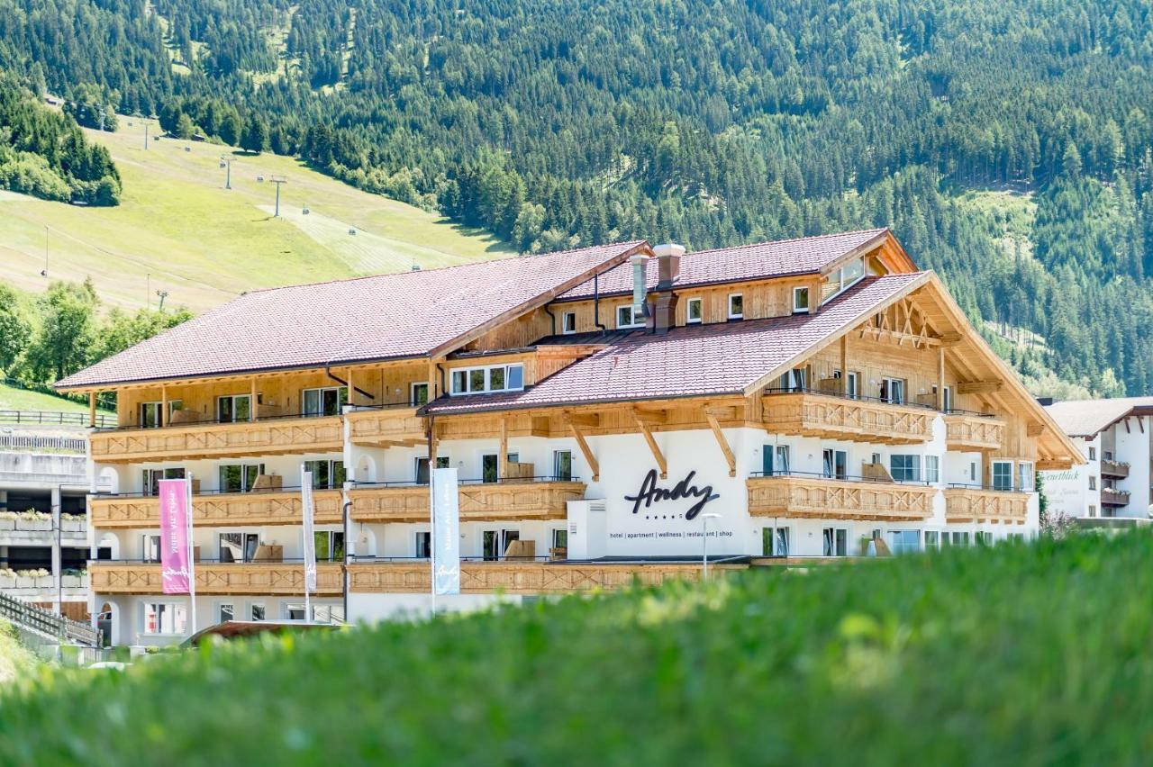 Hotel Andy 4 Sterne Superior 耶岑斯 外观 照片
