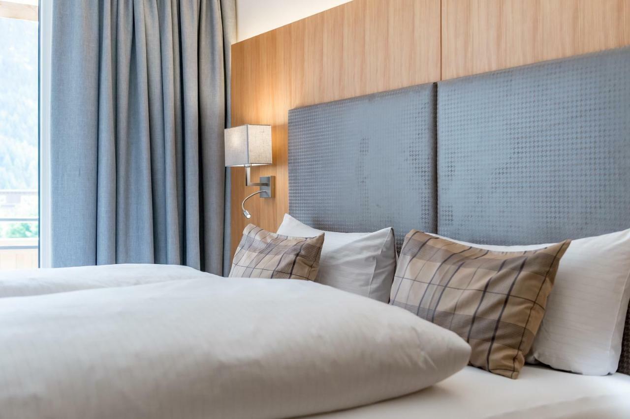 Hotel Andy 4 Sterne Superior 耶岑斯 外观 照片